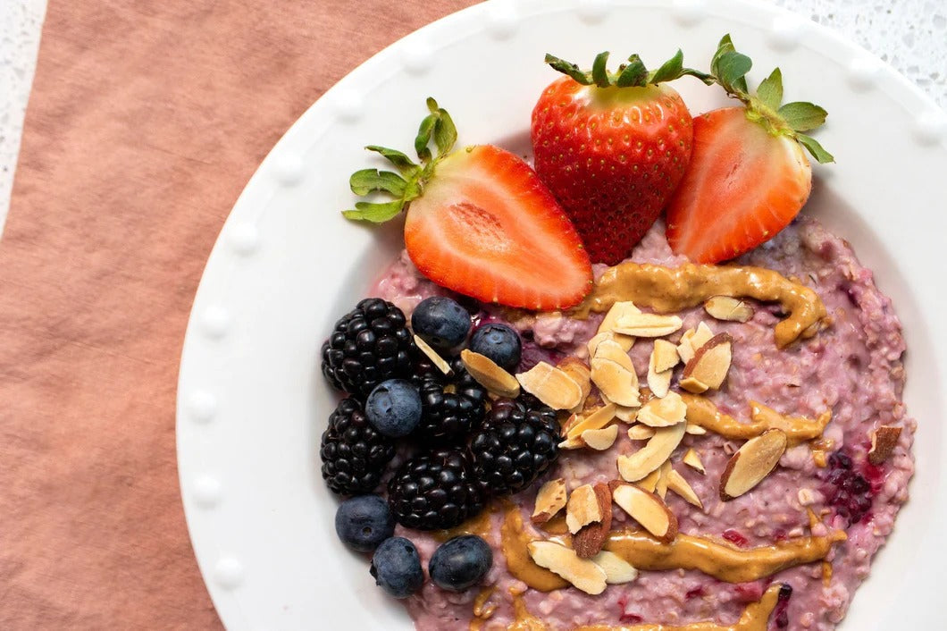 Avena con frutos secos y bayas